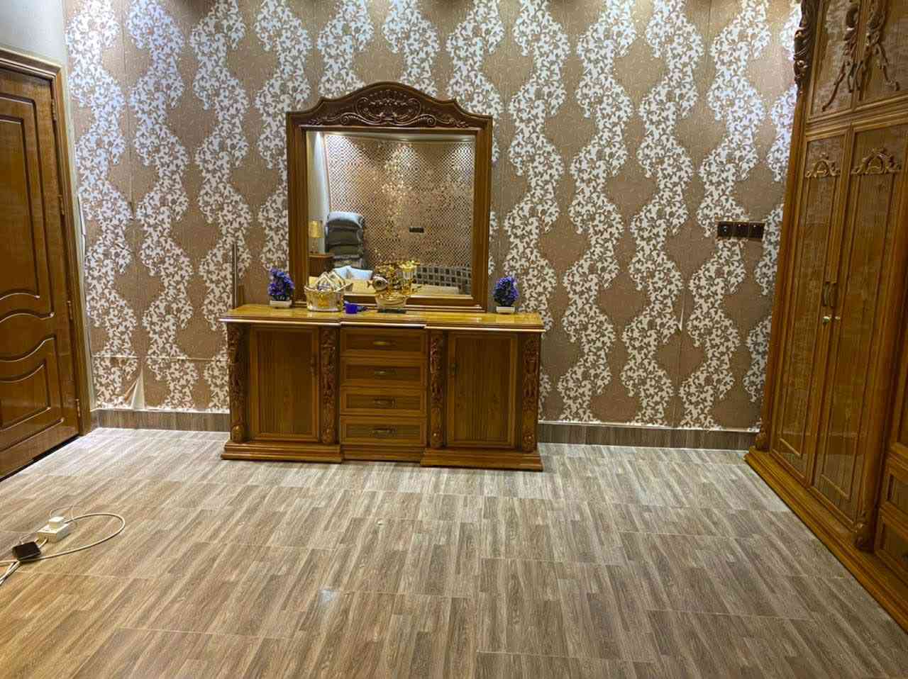 السلام عليكم يوجد غرفه حطاطه صاج عراقي للبيع . الغرفه تحتوي على كنتور ٨ ابواب مع ملحق زاويه ٢ باب  جربايه خزان  داخلي ميز مرايا  مع ميز احذيه  مع مونليز.   سبب البييع تغير لمكان.  مستخدمه اقل سنه نضيفه جدا  السعر الشراء ٥ مليون سعر البيع ٣ مليون ..


**إذا كنت صاحب هذا الإعلان وتريد حذفه لأي سبب، رجاءا أرسل رسالة إلى الدعم الفني**