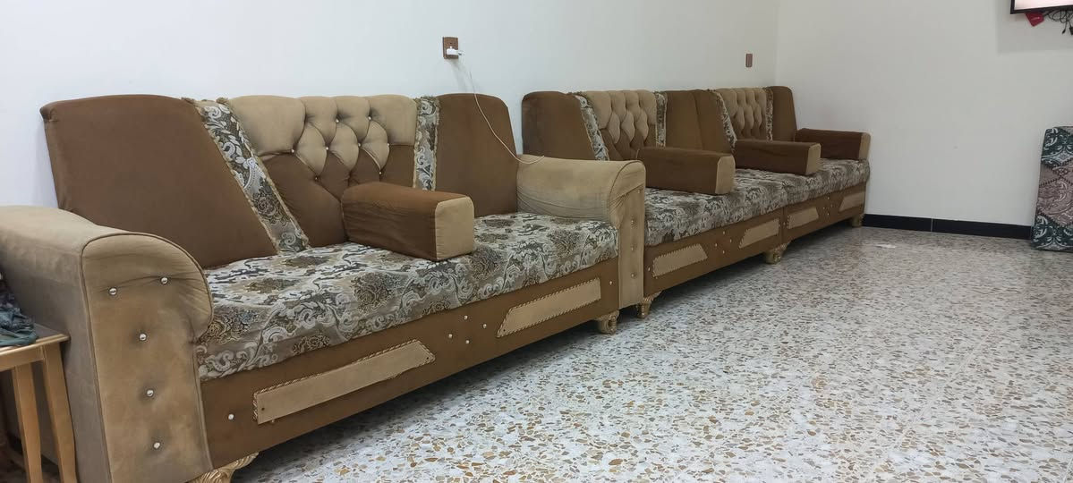 السلام وعليكم تخم للبيع حطاطة مو سوكي السعر( ٣٠٠ ألف وبيه مجال)العنوان الفلوجة حي الامين قرب اسواق بسكولاتة ١ (***********)(***********)
