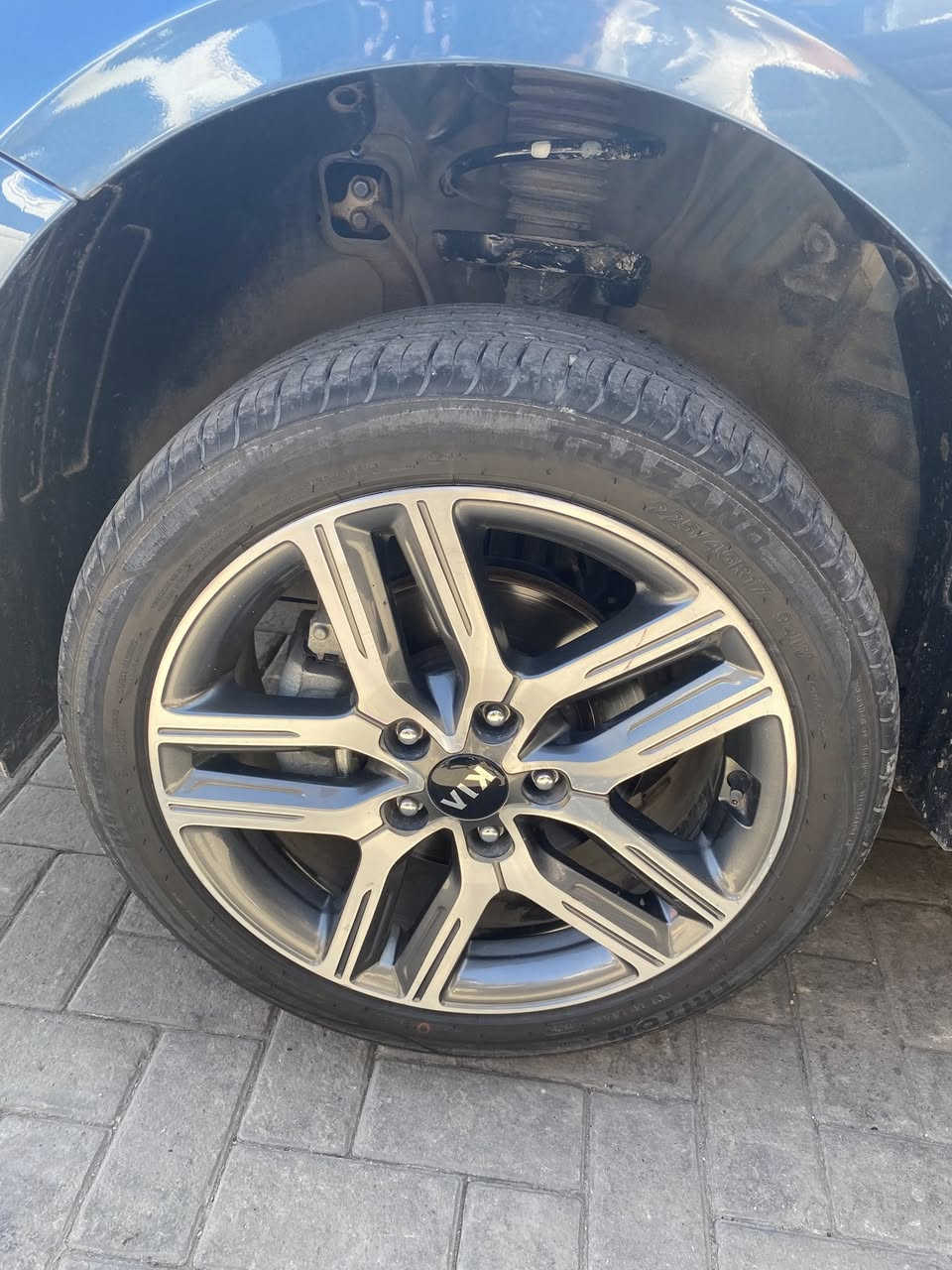 سلام عليكم ويل 17 اخو جديد مال فورتي موديل 24 وتايرات نص عمر ول عداله 100‎%‎ سعرهن 350 وبيهن مجال مكاني بغداد الشعب ***********
