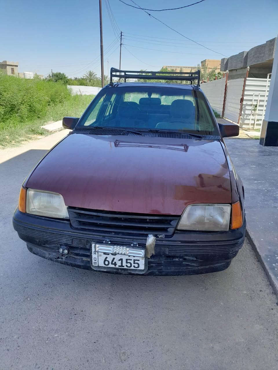 السلام عليكم أوبل كاديت البيع موديل 91سياره  كامله مكمله محرك جديد كير كفاله عامه صدر امامي خلفي جديد تايرات جديد كهربائي كل شغاله سياره كله شغاله مابيه اي نقص رقم  سياره دياله   رقم الهاتف ***********
