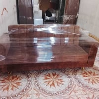 تخم ٦ نفر • كنب