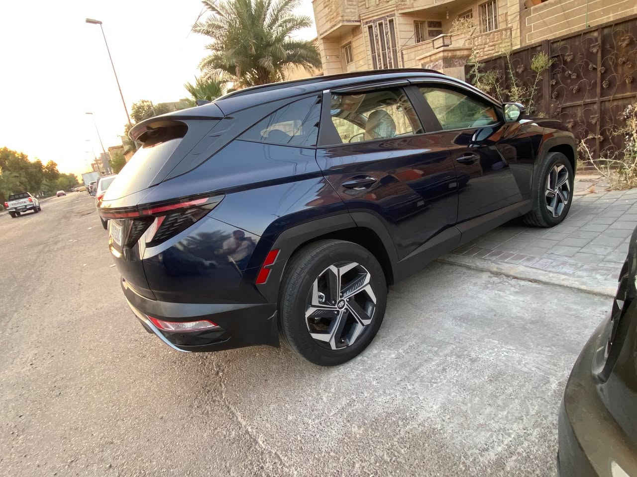 توسان هايبرد موديل ٢٠٢٤ مرقم بغداد وارد امريكي فول مواصفات  جاهزه السياره اي نقص مابيها  ايرباك برده  بيها السياره صبغ عام بدون صبغ دواخل  بدون شواصي  السعر ١٥٢٠٠$  موجود بغداد شارع فلسطين للاستفسار ***********
