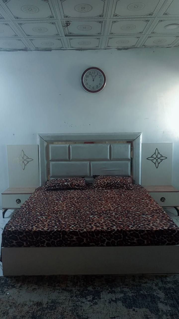 للبيع غرفه تركيه 5 قطع مكاني بابل حله حي المهندسين رقمي *********** متواجد ع فيس
