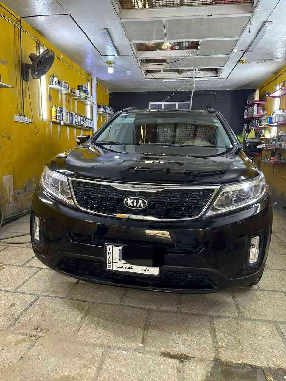 سورنتو مديل 14  سيارة وارد امريكي بدون حادث كفاله عامه سيارة جديده ومال جناي ثاني شخص يجناه من 2014 ولسه سيارة حلوه وما متعوبه محرك 2400 مراوس ب جارجر مديل 13 بس كون نضيفه وما مشتغله خط او اوبما مديل12 او13 
مكان بابل شوملي لتواصل خاص او واتساب *********** 
او اتصال ***********
