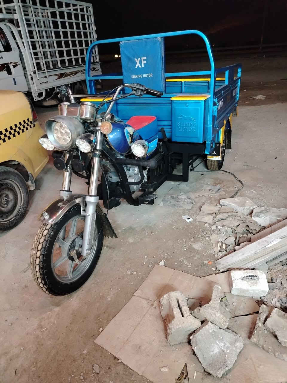 سلام عليكم اريد ابيع ستوته زركه البيع موديل ٢٠١٥ البيع شراي يجي خاص وكيله بل دوانيه مكاني نجف يم صيطره القايش يم مدرسه شمس الشموس *********** البيع سعره مليون ٧٥٠ ابيه مجال
