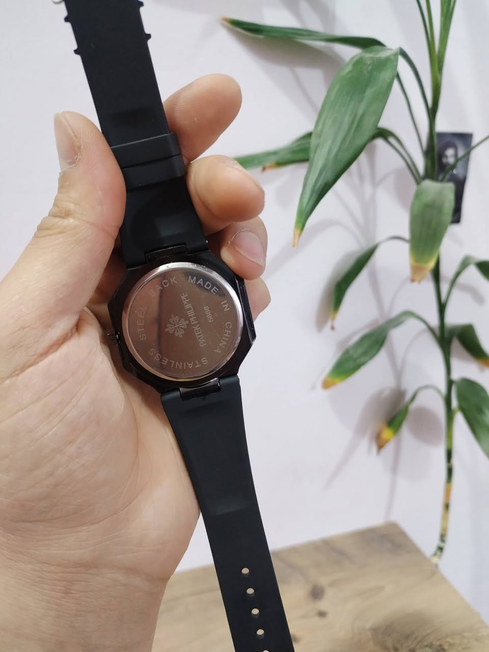 ساعة رجالية باتيك فيليب (Patek Philippe)
الضهر مختم تقويم شهري 📆

مقاومة للماء والخدش 

سير ربر عقارب مضيئة في الضلام


**إذا كنت صاحب هذا الإعلان وتريد حذفه لأي سبب، رجاءا أرسل رسالة إلى الدعم الفني**