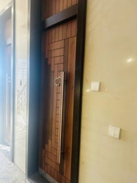 شقه الايجار الشعب على شارع العام مجاور محطه سما بغداد الاستفسار 077098...