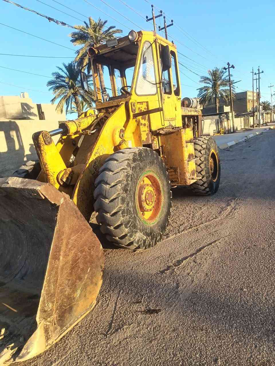 سلام عليكم شفل كاوسكي 65 موديل 85 شفل دفع ورفع خير من الله تخم تايرات بم رفع جديد بم مشي كير اكسلات كله مكفول  شفل خير من الله جاهز العمل مرواس بلوري قلاب حسب القناعه
***********
