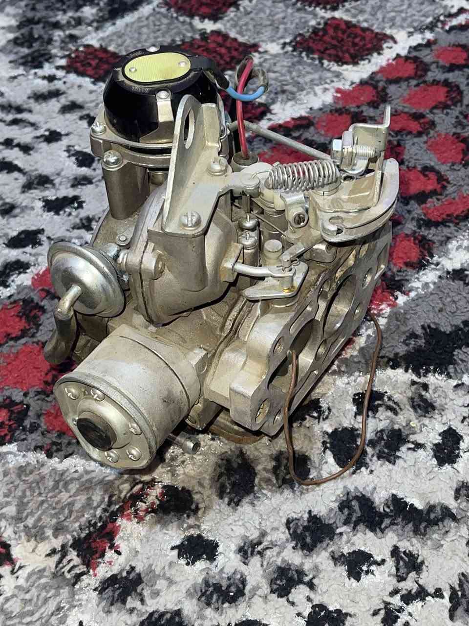 السلام عليكم كابريته نيسان شبوط للبيع جديده كلش بلاديه السعر 200 وبيه مجال *********** مكاني البصره قضاء المدينه
