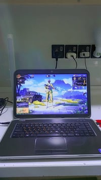 Dell Inspiron 5520 • i7-3612QM • SSD 256GB