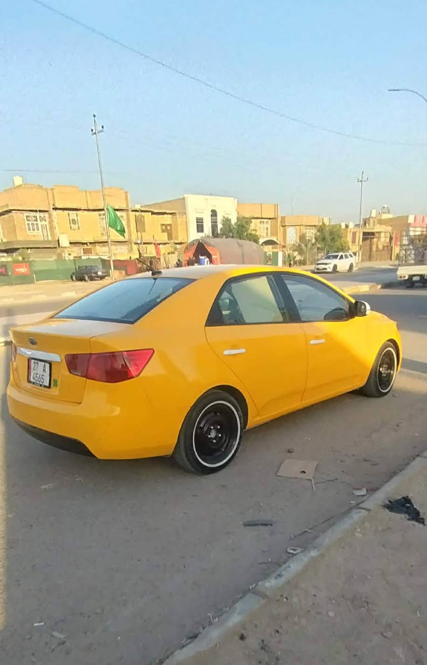 سلام عليكم كيا فورتي موديل 11 تبديل جاملغ محرك 2000 سياره جاهزه كير محرك تبريد حداديه ما بيها نقص سعر 77 للستفسار ***********
