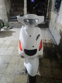 اكزز 100 • جديده • ناقصه عداد