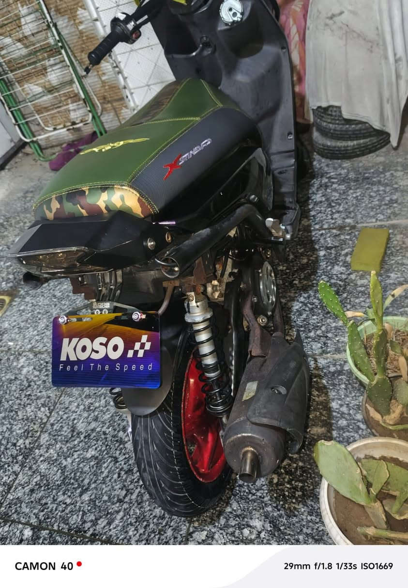 السلام عليكم 🫡
دراجه سكنس جبلي دراجه حلوه لعابه صارلي ماخذها من الضلال 11يوم هيج للبيع الدراجه بيها تزويد بصيط كله اصلي العنوان بغداد الجديده 
للستفسار ***********
