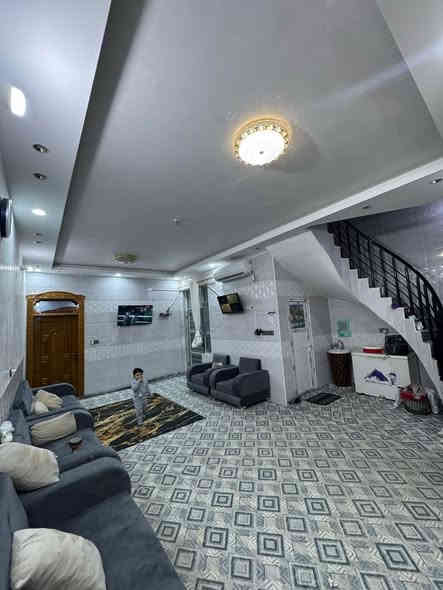 اللهم صلي على محمد وآل محمد دار للبيع بناء حديث المكرمه قرب شارع الطاقه 10425رقم الدار
المساحه ١٣٠متر عرض الشارع ١٠ الطابق الاول استقبال مطبخ  غرفه صاله مع التخاريج الطابق الثاني ثلاث غرف مع صاله وصحيات بناء درجه أولى  السعر ٢٠٠ مليون مع المجال *********** علي الفتلاوي
