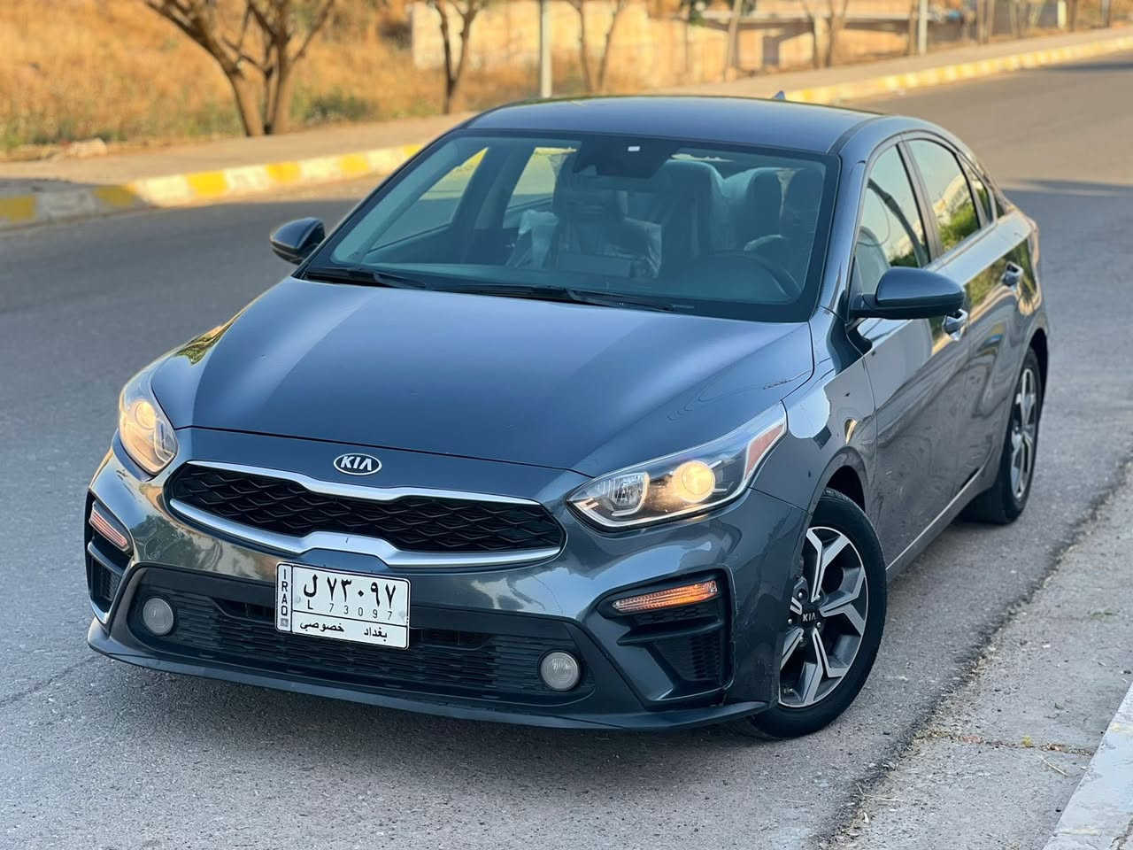 كيا فورتي / 2020
2020 KIA FORTE

المواصفــــات : 

▪️المُحـــرّك : 4سلندر 
▪️سعــة المُحــرّك : 2.0 الدوش
▪️ناقــل الحركـة : اتوماتك 
سعر 112 ورقه بي مجال
بجم كبس بدون ايرباك فقط كلير باب 
رقم معوقين 4 تشهر مده تحويل 
***********
