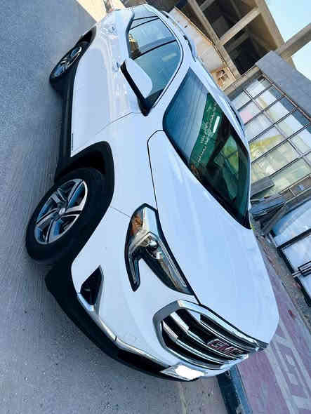 GMC terrain SLT 2020
جمسي تيران ابيض 20 مواصفات  اس ال تي
تشغيل عن بعد وبصمه اربع ابواب
كراسي جلد رصاصي كهرباء خزن ميموري هيتر
رادار  تحكم ستيرن مثبت سرعه
صندوق كهرباء وينفتح ع القدم
لايت ليد امامي خلفي
مري وسطيه وجانبيه تعتيم تلقائي مري قلاب
فور ويل  AWD  
مكينه 1500 تيربو
 ماشيه قليل 44 كيلو 
السياره استعمال شخصي مامتعوبه
كير 9نمر
 رقم نجف بسمي
الضرر جاملغ وبنيد  
السعر 167
***********

