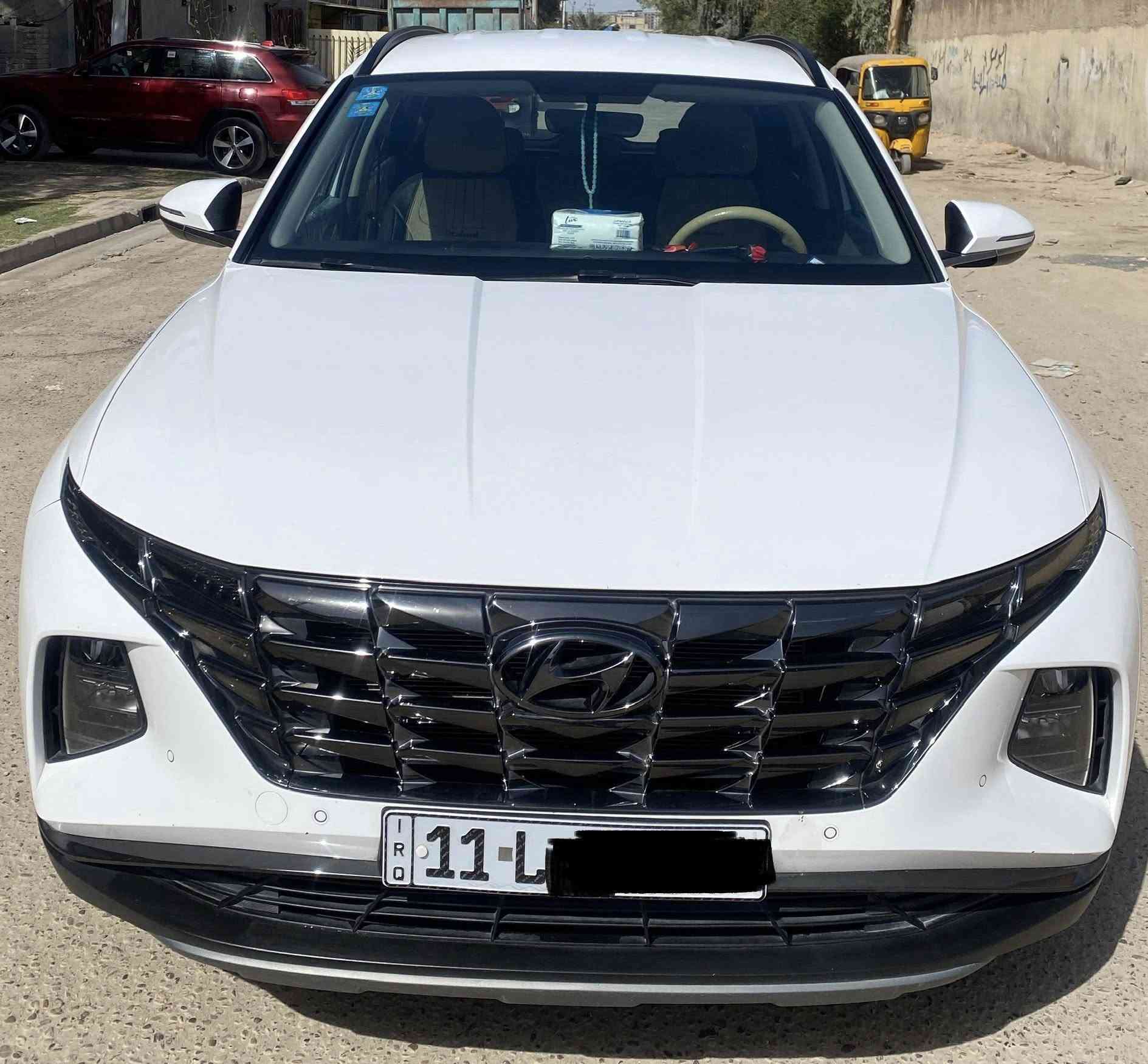 هونداي توكسان 2024 خليجي مكفول كفاله عامه ضمان 5 سنوات وكالة الدوليه

السياره مواصفات المعروفه شاشه كامره ویل 19 بصمه اوتو هولد مثبت سرعه عداد الكتروني محرك 2000 دوش السياره جديده على ايدي برغي ممفتوح بيها كامله من كلشي دوشمه ارضیات بیبان مغلفه ول دواخل مغلفه ppf ماشيه 49 الف رقم بغداد الجديد بأسمي تحويل مباشر

السعر 216 وبيها مجال المكان بغداد الغزاليه شارع *********** مدير الامن
