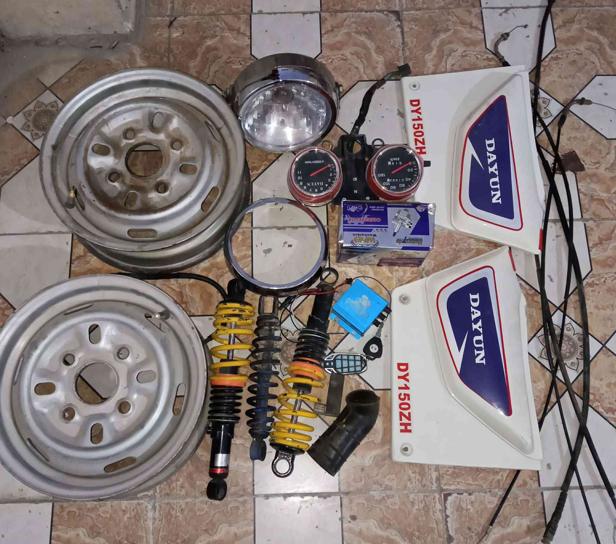 السلام وعليكم غراض للبيع مكان ناصرية سديناويه وات ساب ***********
