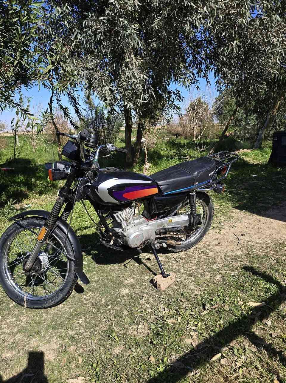 سلام عليكم
للبيع دراجه اربعه كير دراجه نظيفه كلش لدراجه كلك  مكان واسط ناحيه جصان لسعر ٥٠٠ بيه مجال  رقم الهاتف ***********
