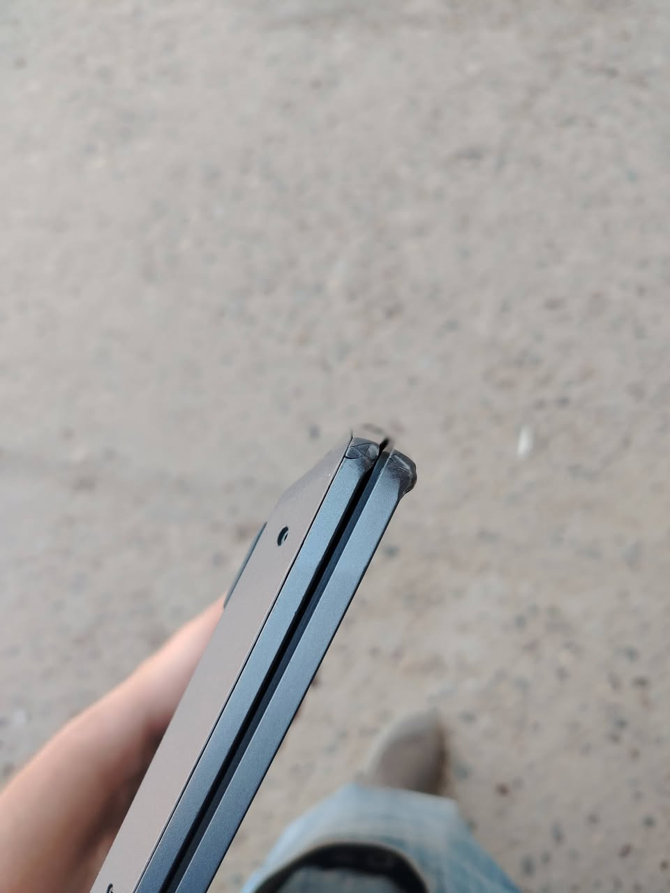 السلام عليكم ورحمة الله وبركاته
لابتوب lenovo loq للبيع
RTX 4060 8 GB
I7 13620
RAM 24 GB
SSD 512
SCREEN 15.7 INCH
مكاني بغداد لايوجد توصيل للاستفسار *********** وبي واتساب 
بي فقط طخات بالكفر الخارجي
ملحقات كيبورد وماوس كيمنك وستاند لابتوب وشاحنة
