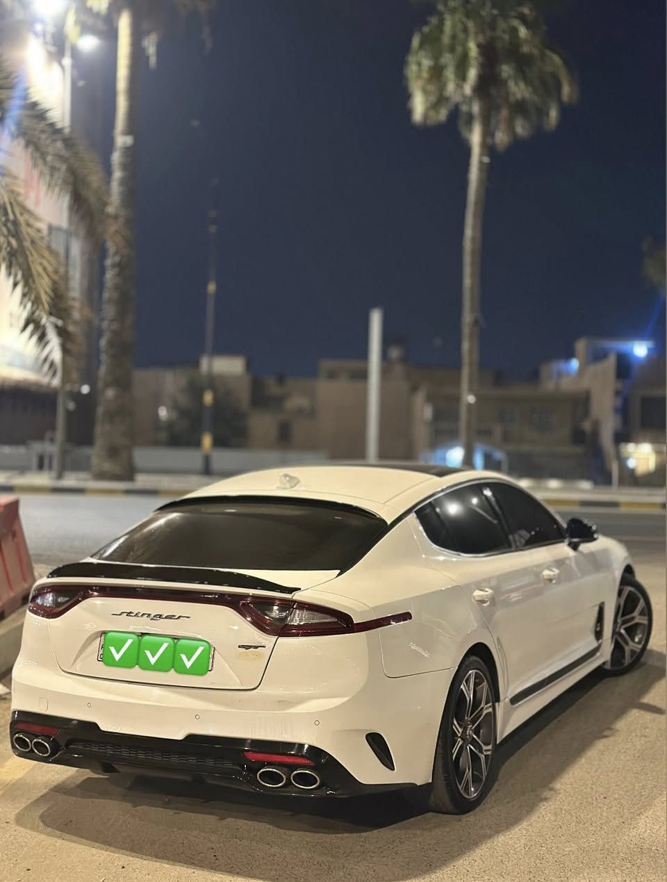 كيا ستينكر 2020 Gt2 
محرك 6 سلندر تون تيربو 
سياره فول اعلى شي بالستينكر 
داتو شو 
بصمة 
بنوراما 
كشنات تدفءة تبريد 
مري قلاب + شفط 
لايت داينمك متحرك + زنون بلاد 
جنطة شفط 
صدر امامي + خلفي بالكارتون 
تخم تاير جديد 
بدون اي نقص جاهزة حته دهن مبدل 
رقم بغداد الدولي تحويل ثاني يوم شرط 
صبغ اربع قطع / تخريب فقط بدون دواخل 
مكان سياره بغداد الكرخ 
السعر 179
***********
