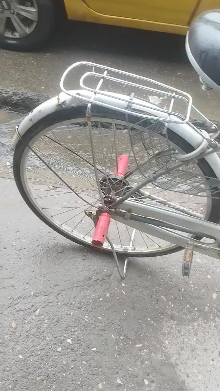 السلام عليكم بايسكل للبيع عنوان الموصل الجديده


**إذا كنت صاحب هذا الإعلان وتريد حذفه لأي سبب، رجاءا أرسل رسالة إلى الدعم الفني**