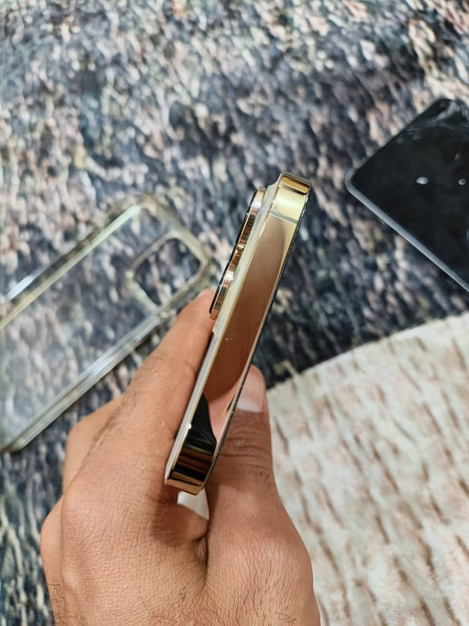 الهم صلي على محمد وآل محمد 🌺
سلام عليكم 🎀
جهاز البيع 13 برو ماكس 🎀
نضيف جهاز 99٪ 🎀 
ذاكره واحد تيره 1000🎀 
بطاريه 84 🎀
شريحه دبل 🎀
جهاز ويا ملحقاته شاحنه و كارتونه فقط 🎀
سعر خاص 🎀
عنوان بصره قرنه ناحيه الثغر 🎀
متواجد واتساب فقط 🎀 
***********
