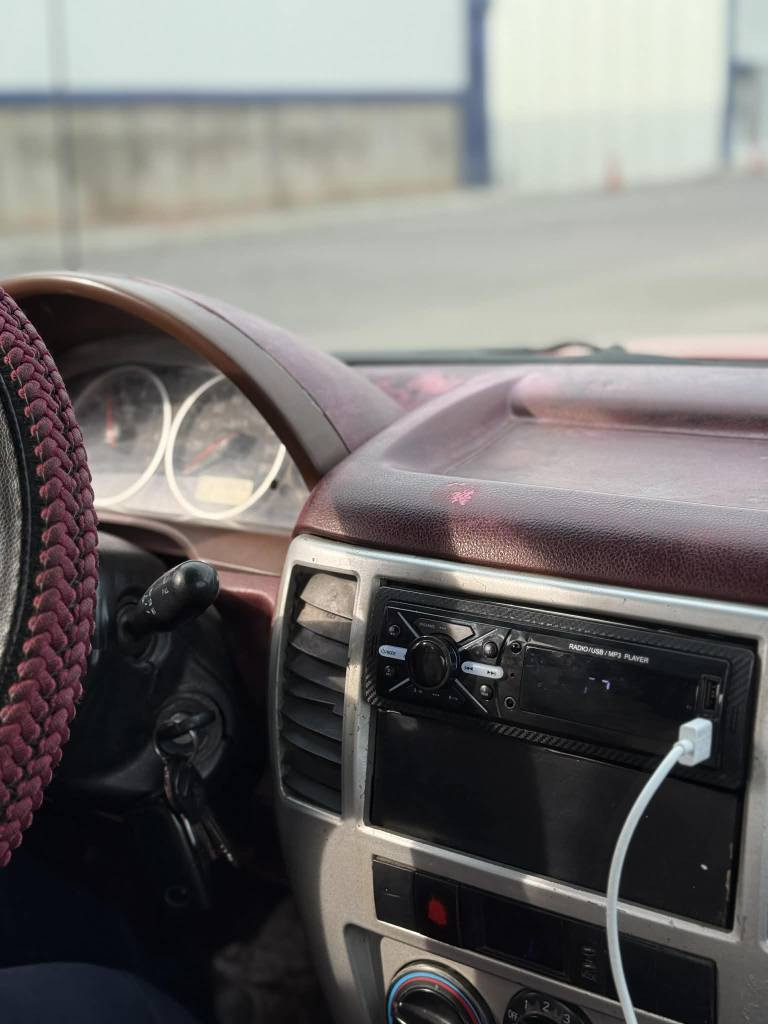 ادميرال موديل 2010
صبغ عام
ضربه بجاملغ الامامي
تحويل وكالة بشرط
وكير ومكينه بشرط
(عليه غرامه مليون و85 الف)
تنزل من سعره
سعر المطلوب 61 ورقه ومجال 
مكان دهوك سميل, دهوك


**إذا كنت صاحب هذا الإعلان وتريد حذفه لأي سبب، رجاءا أرسل رسالة إلى الدعم الفني**