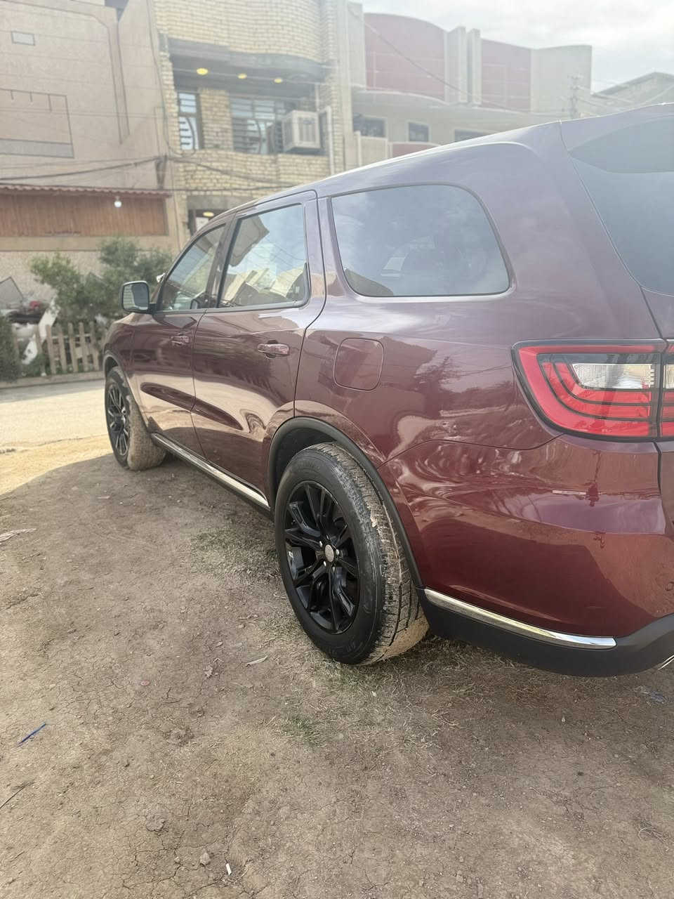 سلام عليكم
مرخصت الدمن المحترم 
دورنكو موديل 2023 بولسيه 
السياره 5700 /8 سلندر فور ويل ملغي 
سياره قطعتين صبغ نص الجاملغات الماميه يعني مو كلهن 
والشواصي المقدمه مالتهن صار تعديل وصبغ الغد كل ظربه مابيه 
بس تعديل بارد تقريره وياه يم المندلاوي السياره مرقم بغداد بسمي السياره ماشيه 16 ألف سياره يرادله بس فرس والدشبول ممسويه سياره عارضه 235 وبيه مجال قليل الله يشهد مكلفتني 
اكثر أ ذا ماعجبتك السياره اعبر المنشور بكلمه طيبه مكاني بغداد 
الشعب 
***********
