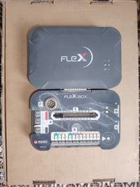 متوفر للبيع مبرمجه فلكس ايطالي نوع سليف منتهي التحديث نظيفه جدا استخدا...