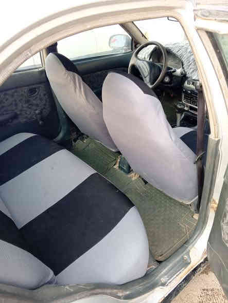 اكسنت موديل ٩٥ ، محرك كير اوتو ثنينهن جدد و باتري جديد ، كهربائيات كلها شغاله ، تخم تايرات جدد ، ادامه كامله 
شرط التحويل ، السنويه صاقطه ، السعر ٣٤ وبيها مجال 
مكلف بالنشر للاتصال *********** Colombo
