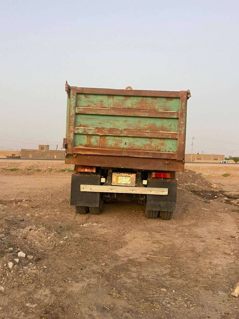 السلام عليكم بدي ابو العلم للبيع حصيره وصفاح وجسور جديد ونج جديد دبل شاصي مكفول نضيف طول ٦ ونص  الاستفسار ***********

