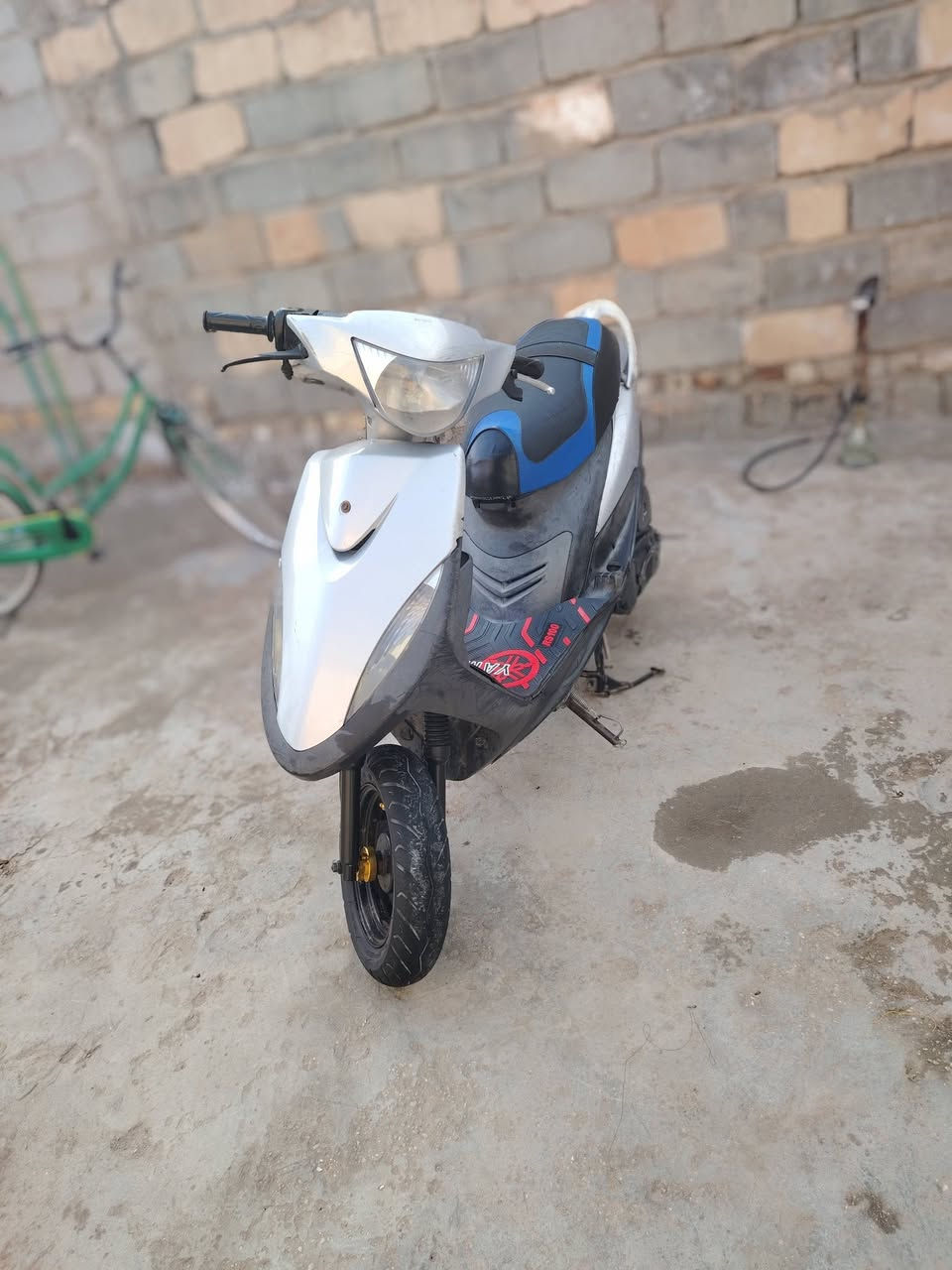 سلام عليكم دراجه ماكس عدله لبيع بوشه 49 دراجه مكفوله من كلشي ختم واحد كله كهربايات كله شغال سعر 600وبيه مجال وهاذا رقمي ***********
