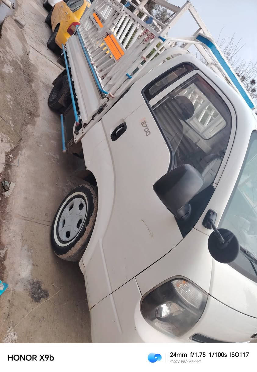 كيا حمل محرك ٢٧٠٠ (كلين) كير محرك بالشرط تايرات فول جديد
شرط التحويل والضريبة والغرامات رقم كركوك مشروع وطني لل ٢٠٢٧ 
السعر ١٢٢ $
رقم الهاتف ***********
