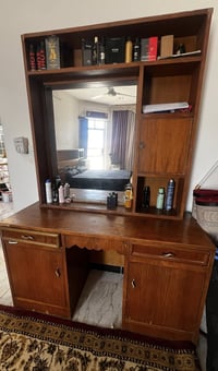 غرفة خشب • خمسة أبواب • صاج داخل وخارج