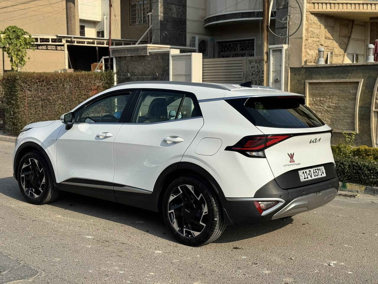 سلام عليكم للبيع كيا سبورتج 2025 خليجي رقم بغداد ضمان الدولية ماشية 24 مكفولة كفالة عامة فول موصفات 1/1 عدة بانوراما مكاني بغدادالسيدية 
للاتصال ***********
السعر 243 وبيه مجاال
