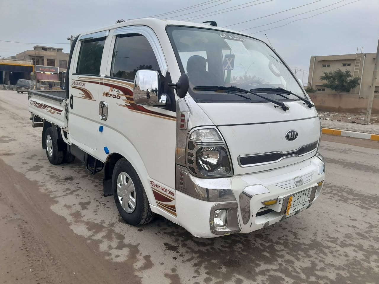 للبيع كيه موديل ٢٠١٥ دبل قماره رقم بغداد مشروع وطني السياره جديده مكفوله كير ومحرك واكسل وتخم تاير كله جديد العنوان بغداد الطارميه الشراي الهاتف *********** # ***********
