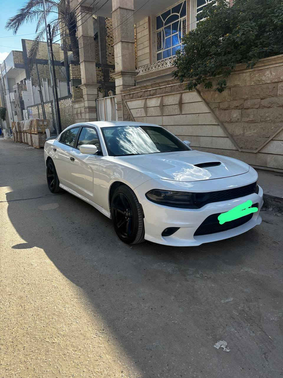 للبيع بدون مراوس
جارجر موديل 2016 اصل حره سنويه جديده 
بيه صبغ باب السايق وجاملغ امامي جهة السايق وتكحيلات
كشن جلد كهرباء شاشه جبيره تبريد حداديه فول
سعر ١٧٨ وبيه مجال للشراي 
رقم ذي قار دولي مكانه ناصريه مركز
*********** واتساب
