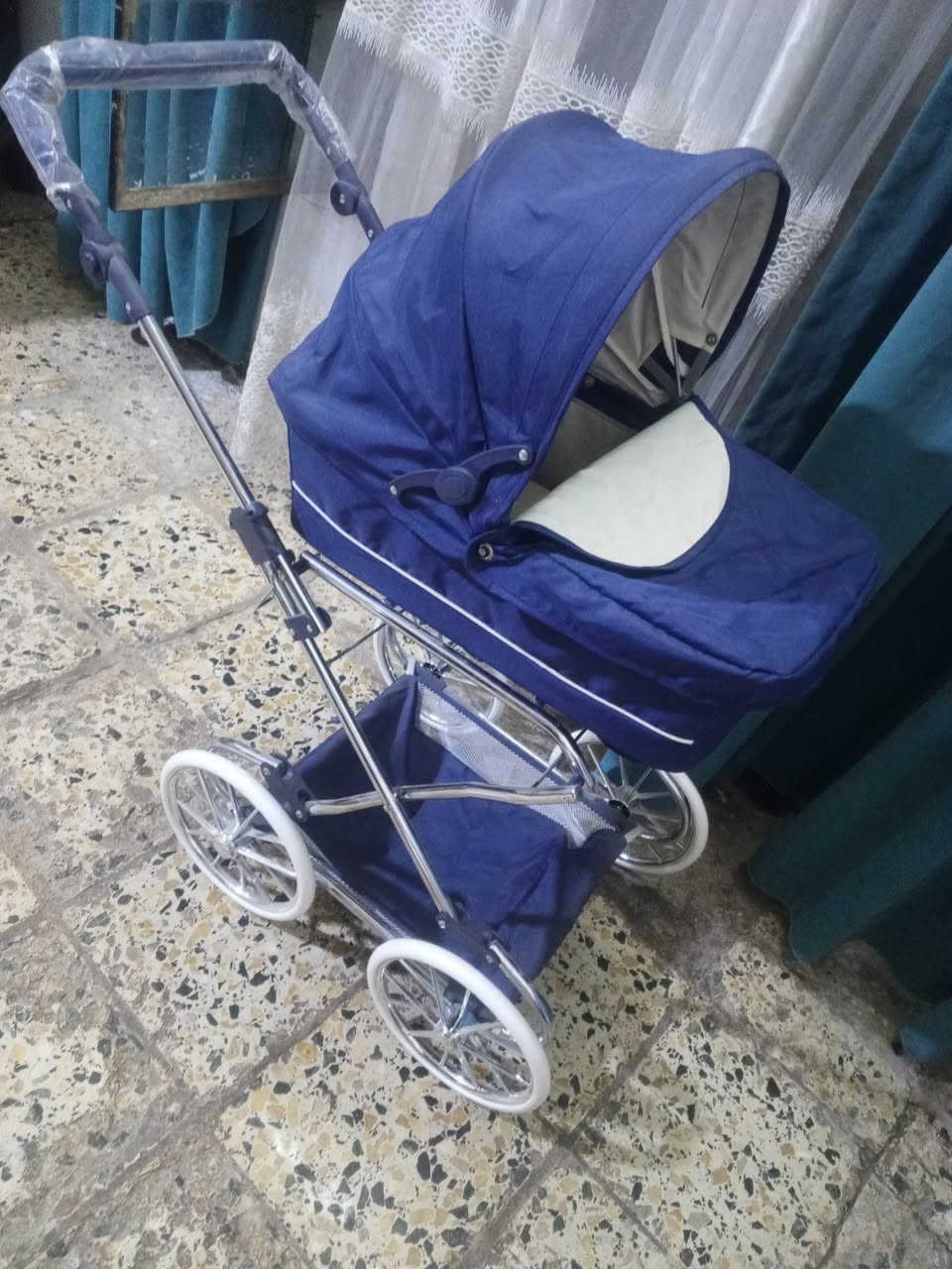 سلام عليكم عندي عربانه طفل بعده جديد البيع سعره 45 يريده يجي خاص


**إذا كنت صاحب هذا الإعلان وتريد حذفه لأي سبب، رجاءا أرسل رسالة إلى الدعم الفني**