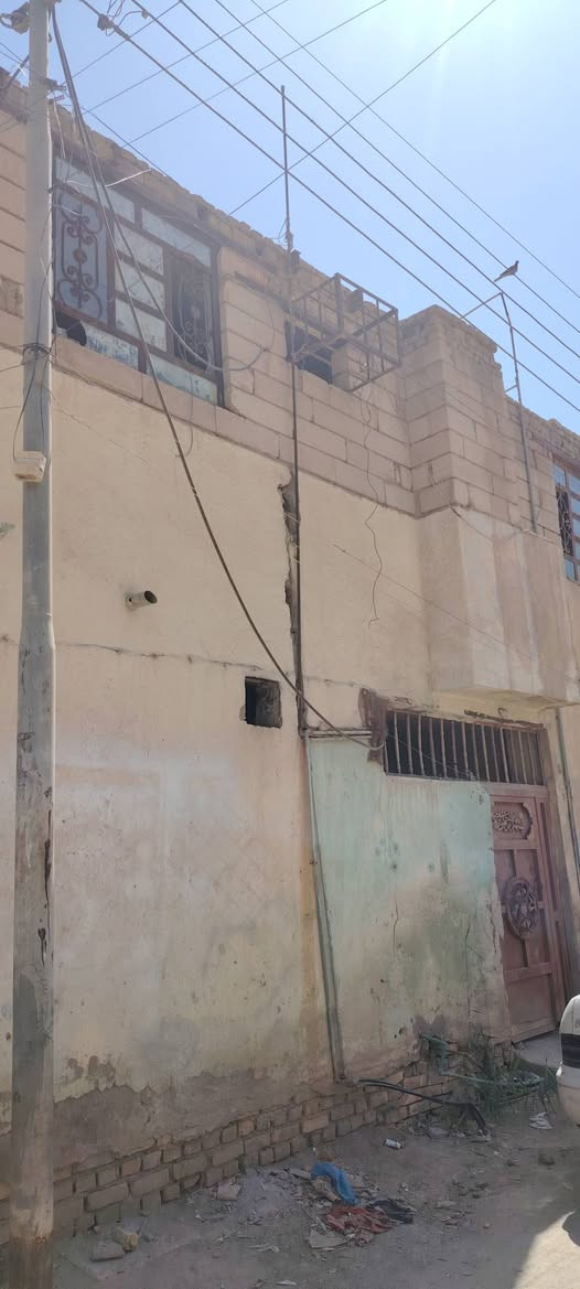 للبيع

بيت ١٠٠م امامي ركن طابقين

بناء قديم يعتبر قطعه

سعر ١٠٠ بيه مجال قليل 

يقع في حي الشهداء قرب جامع المحسن
داخل فرع عرض ١٠م

موبايل للاستفسار ***********
