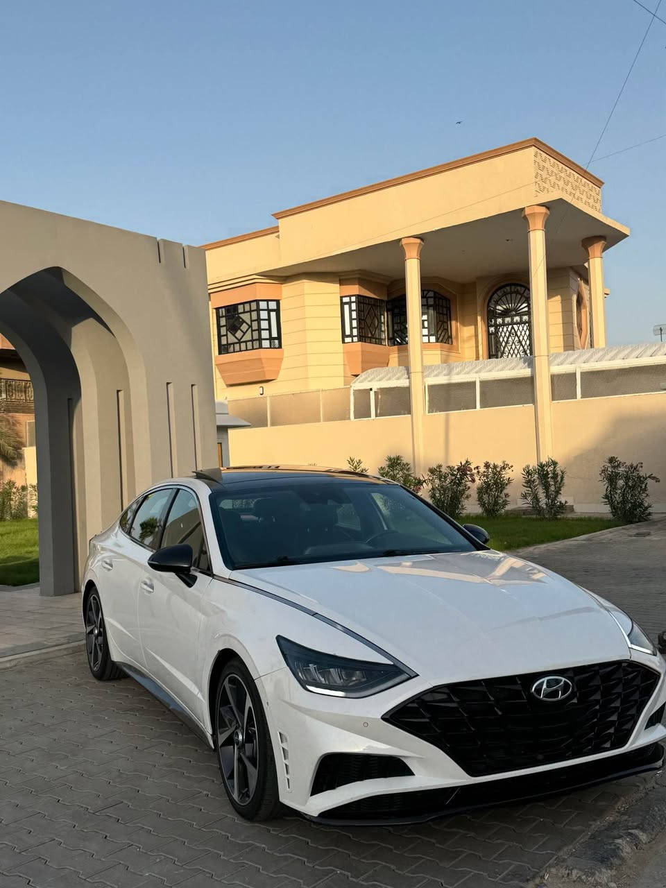 سلام عليكم سوناتا للبيع 2023 سياره فول موصفات 
*********** البصرة, العراق
