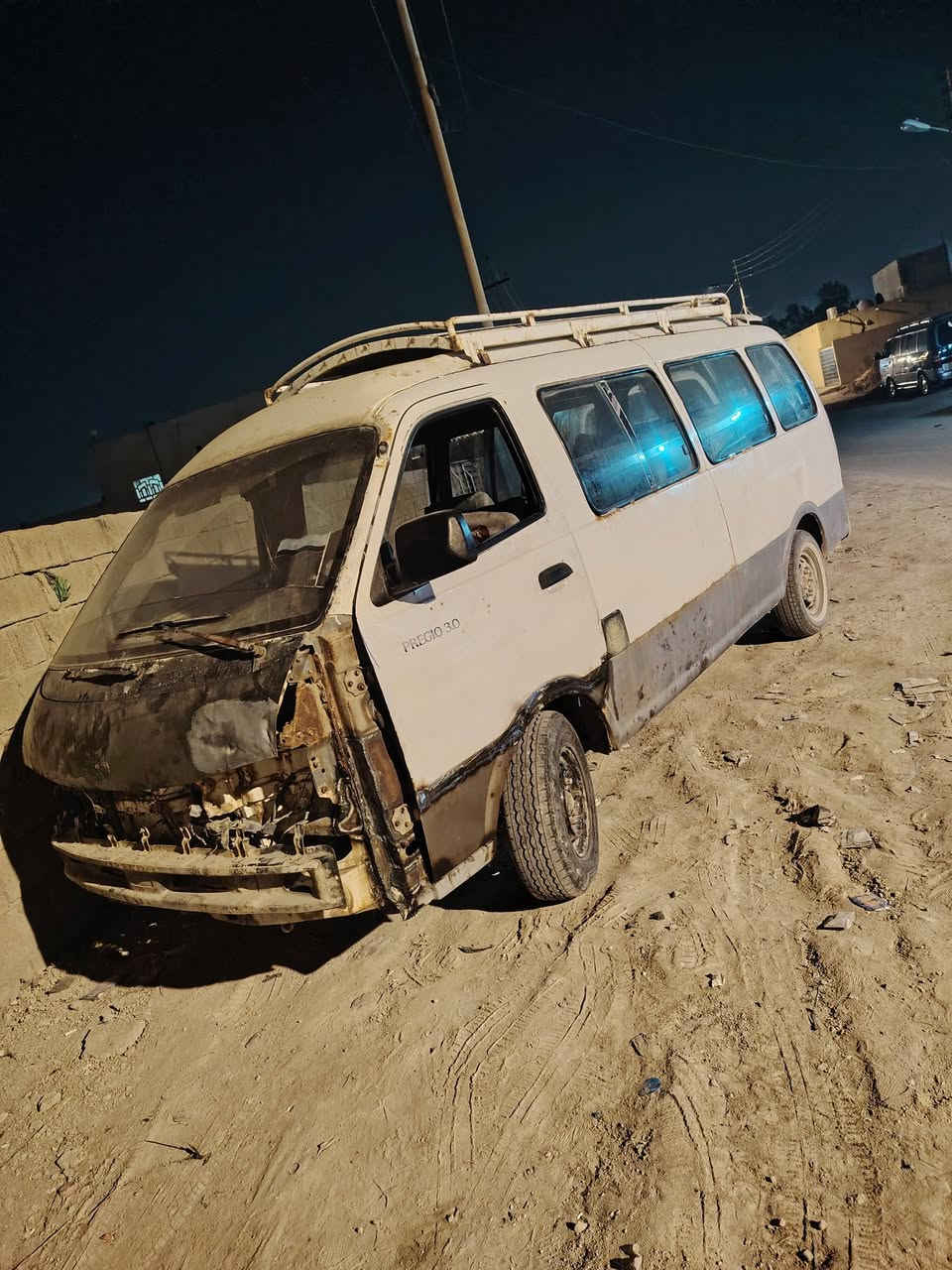 سلام عليكم، شبوط ١٤ معلايه راعيه يمي مامطلوبه سياره مال تعمير محركه جديد وكير واكسن كفاله، السعر ٣٣ العنوان بصره ابي الخصيب ***********،
