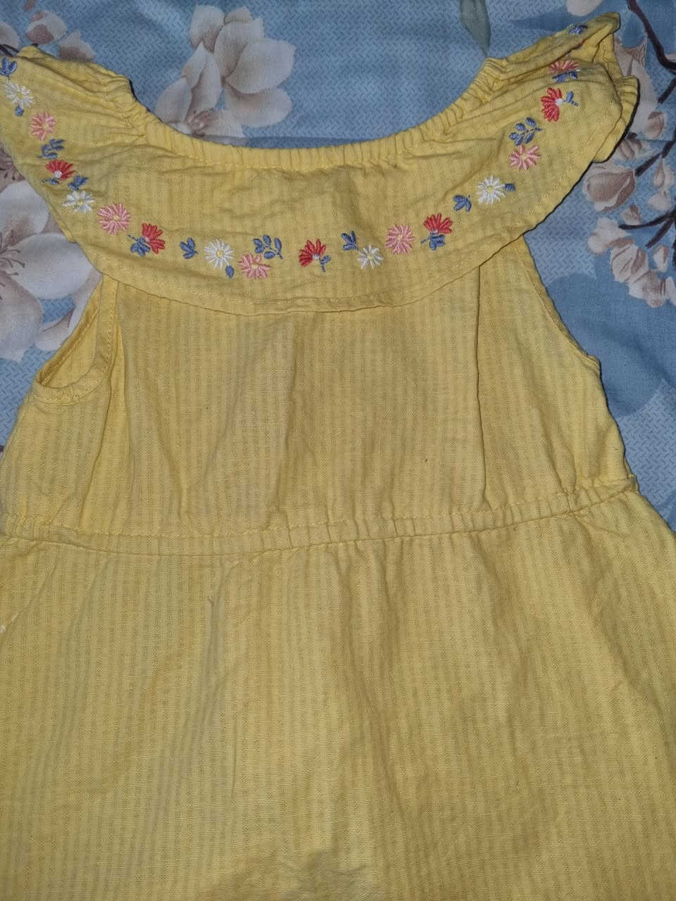 Lot 5 robe 2000 dnr 18 mois a 36 mois 3 ans


**إذا كنت صاحب هذا الإعلان وتريد حذفه لأي سبب، رجاءا أرسل رسالة إلى الدعم الفني**