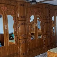 غرفة خشب • صنع عراقي • جديدة