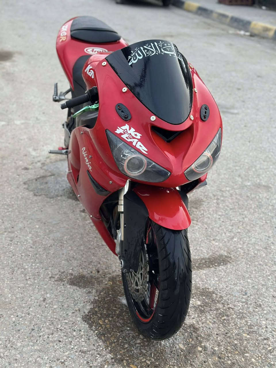 السلام عليكم كاوسكي 2006 للبيع
الدراجة عليها ادامة كاملة (بلكات نوزلات فيت بم و دهن )
يعني ربع ما تصرف عليها
مكينتها اول فتحة الها بيد مصطفى مشمش 

بيها مكينة شرط هاون تحمي و تشغل نكرة 

للبيع مكاني بغداد الحسينية


**إذا كنت صاحب هذا الإعلان وتريد حذفه لأي سبب، رجاءا أرسل رسالة إلى الدعم الفني**