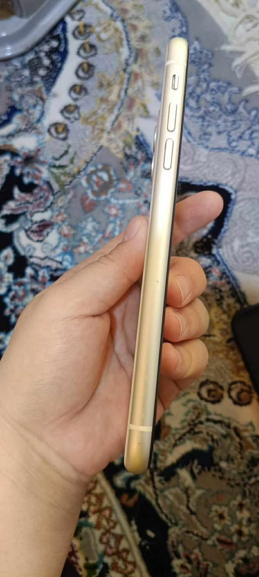 ئایفۆن ١١  
٢ کامێرە 
١٢٨ گێگا
پاتری ٦٢
یەک سیم هەموو شتی شەریکەیە 
بۆ فرۆشتن لەسلێمانی .


**إذا كنت صاحب هذا الإعلان وتريد حذفه لأي سبب، رجاءا أرسل رسالة إلى الدعم الفني**