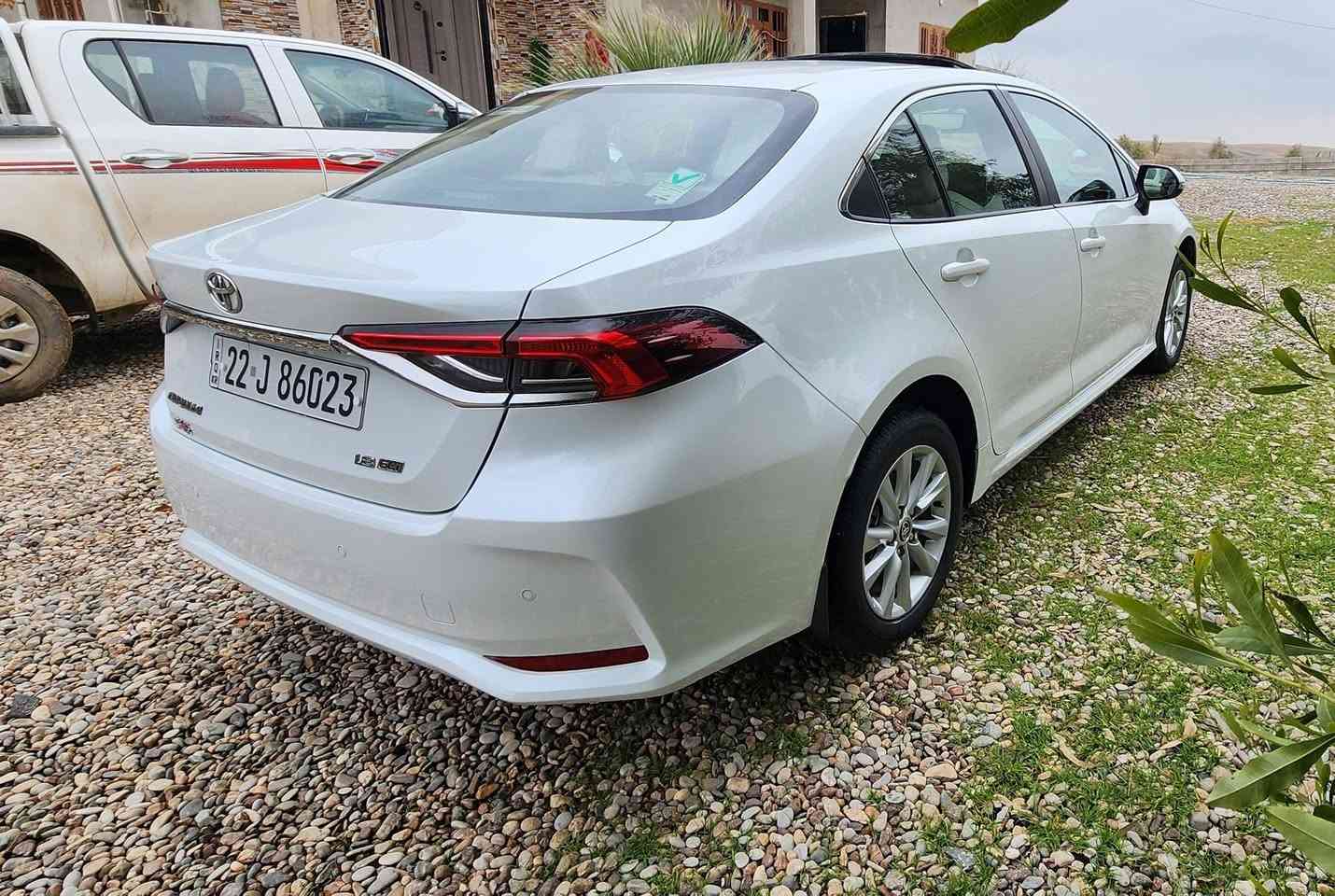 كورلا 2023 خليجي
ساز فول واحد على واحد كلين 
ماشيه 61 k/m 
تبريد قطعتين خلفي امامي 
بصمة تشغيل بصمات ابواب
فتحة سقف 
نظام ترحيب اشاير بالمرايات 
رونات دجتل . سياره وضع الشركه 
السعر 183 $ .. بيع نقد فقط ..
مكان السياره الحويجه_الحلوات
***********
بدون مراوس ولا قسط
