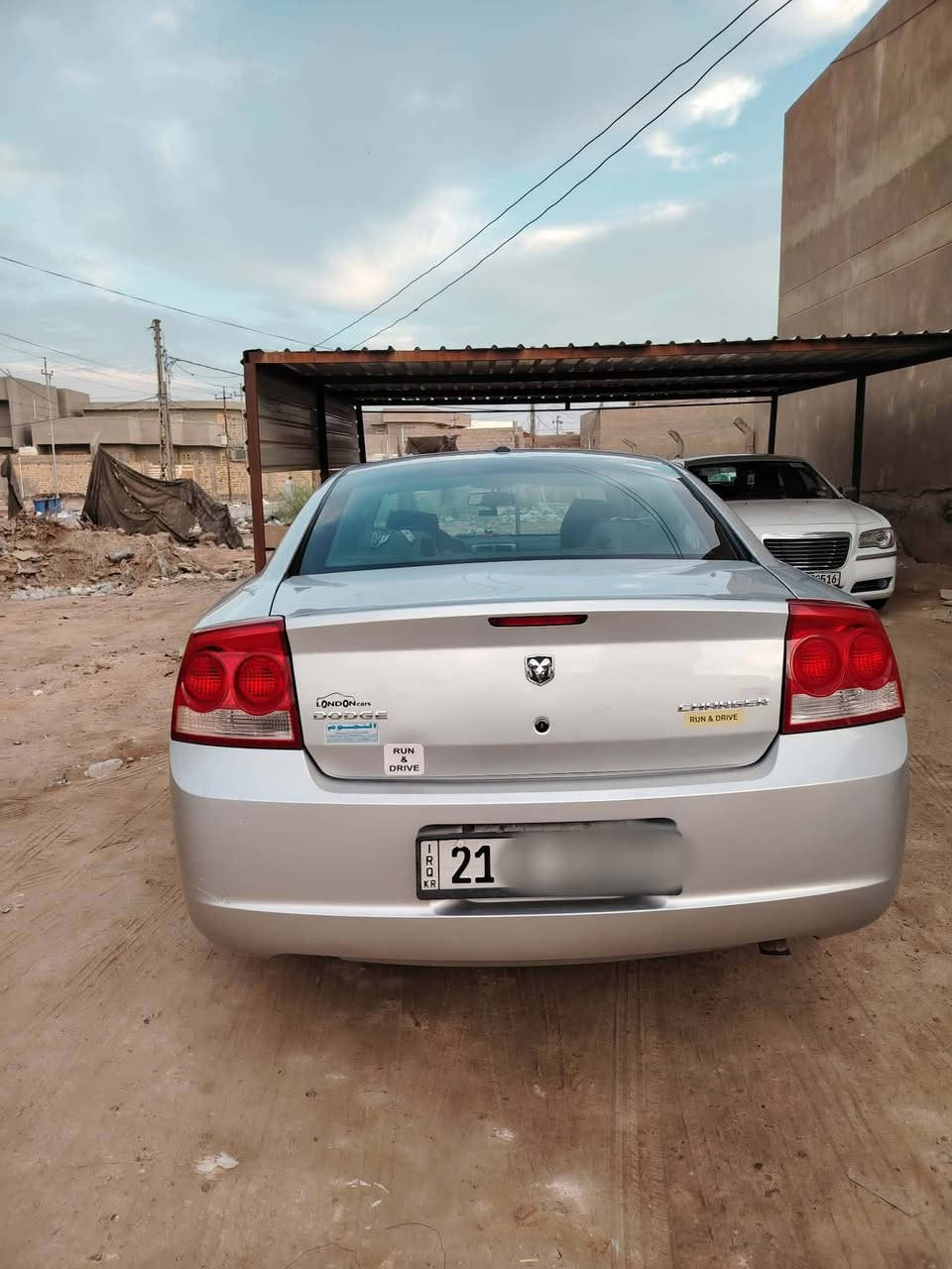 جارجر (2010) كلين كلين مكفوله تاخذ سونار وتقتنع 
لون رصاصي كشر نضافه 99% 
مكينة (2700)مكفوله لاتنقيص ولاتبخير 
كير مكفول كفاله عامة 
ماشية (150) ميل  حدادية جديدة داخله ادامة قبل يومين 
مواصفات/ تبريد قطعتين  تدفئة تبريد 
بصمة ابواب كشن كهرباء غرفته نضيفه كلش 
مثبت سرعة مثبت مسار كلهن شغالات 
رقم شمالي (21) بأسمي تحويل مباشر او وكالة 
سعر (136) وبيه مجال بسيط للشراي 
مكان السيارة ديوانية /‏‪0783 252 9485‬‏ اتصال او واتساب 
ترهم مراوس بأحدث حسب القناعة
