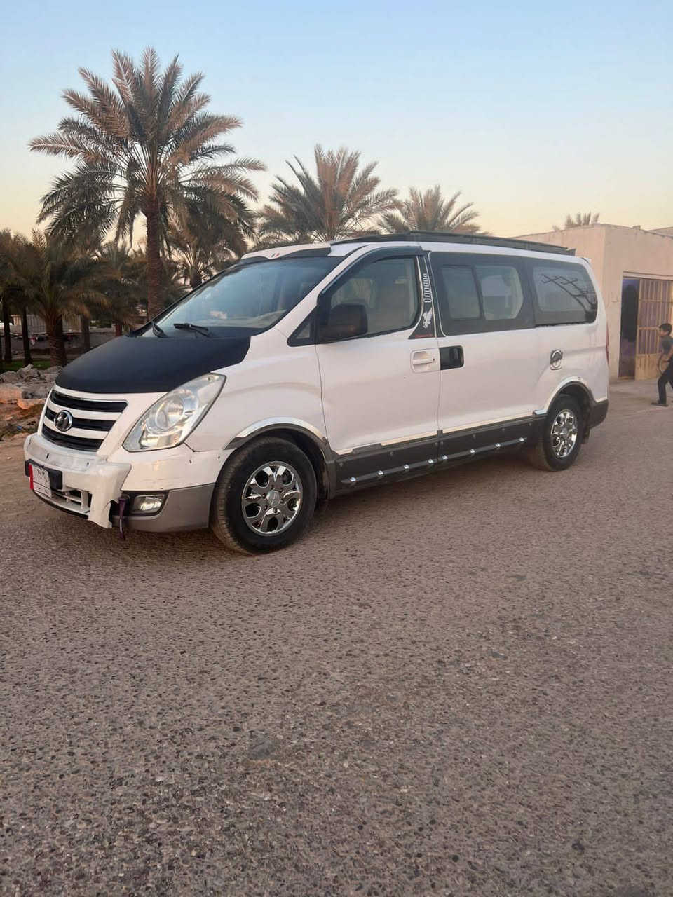 سلام عليكم لبيع موديل 14 محوره مسكر اوتو  سياره كفاله عامه ما عده قبق جنطه بدل بس رقم سياره كربلاء مكان واسط صويره رقم *********** تصل وبل خدمه
