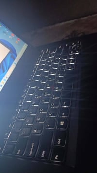 لينوفو • i5 الجيل الخامس • ٥١٢ جيجا